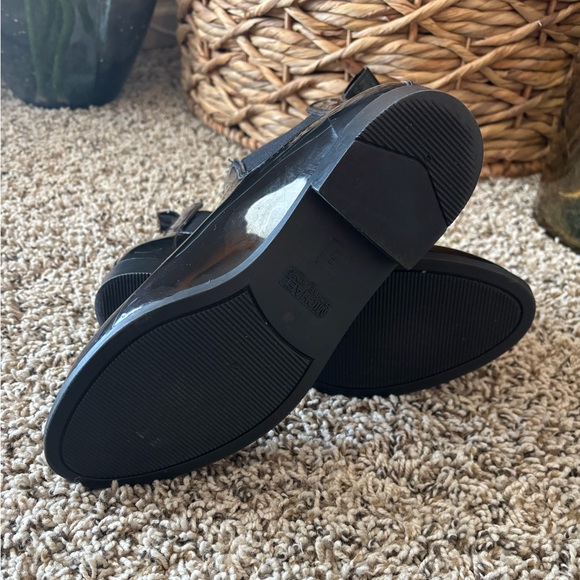 Michael Kors Rain Boot - Picture 6 of 7